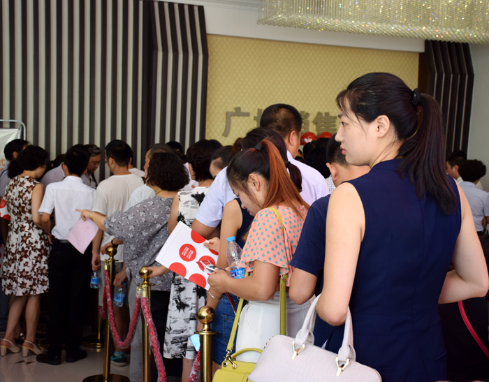 喜報(bào)！捷報(bào)！一經(jīng)推出即成隴南商業(yè)傳奇！