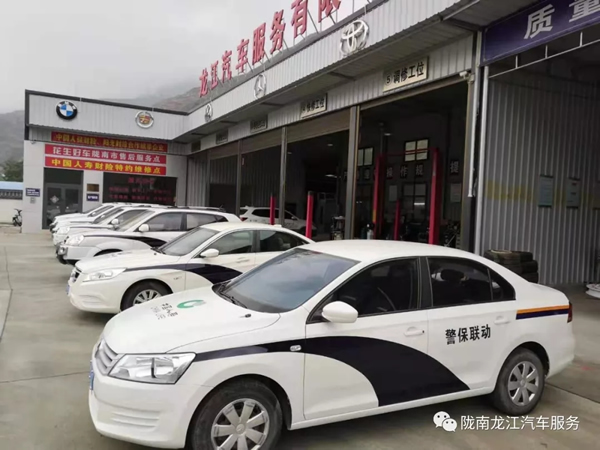 金錘鈑金，銀槍噴漆！龍江汽修值得信賴！