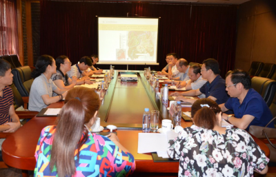 威遠(yuǎn)縣副縣長王革屏帶隊(duì)考察調(diào)研川威旅體發(fā)展