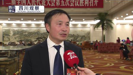 全國人大代表、集團董事長王勁“兩會”現(xiàn)場接受四川電視臺采訪