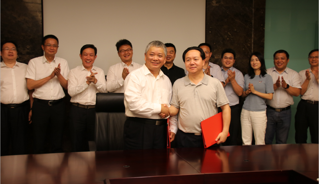 川威集團(tuán)與中國(guó)長(zhǎng)江航運(yùn)集團(tuán)簽訂戰(zhàn)略合作協(xié)議(圖3)