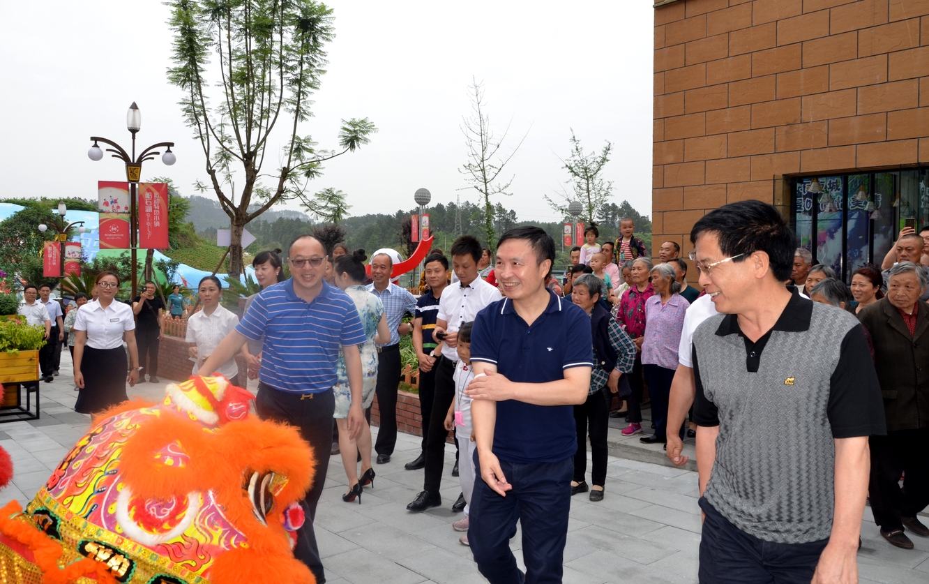 董事長王勁到連界區(qū)域視察調(diào)研(圖2)