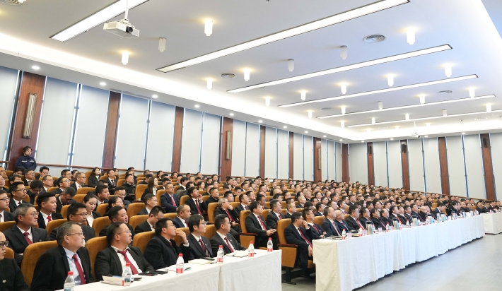 集團(tuán)公司召開(kāi)博威能源破繭學(xué)習(xí)總結(jié)會(huì)(圖7)